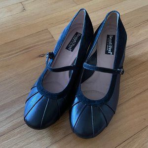 BeautiFeel Black Wedge Shoes